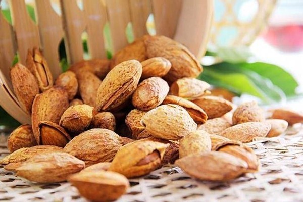 巴坦木吃什么顏色的好 巴坦木吃多了會(huì)中毒嗎 巴坦木吃什么顏色的好 巴坦木吃多了會(huì)中毒嗎