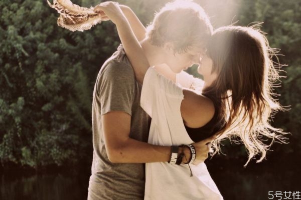 如何經(jīng)營婚姻呢 正確經(jīng)營婚姻的方法有什么呢 如何經(jīng)營婚姻呢 正確經(jīng)營婚姻的方法有什么呢