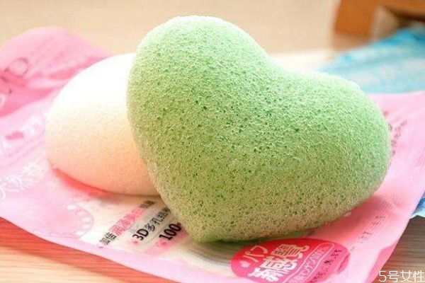 洗臉撲的優(yōu)點(diǎn)有什么呢 洗臉撲的作用有什么呢 洗臉撲的優(yōu)點(diǎn)有什么呢 洗臉撲的作用有什么呢