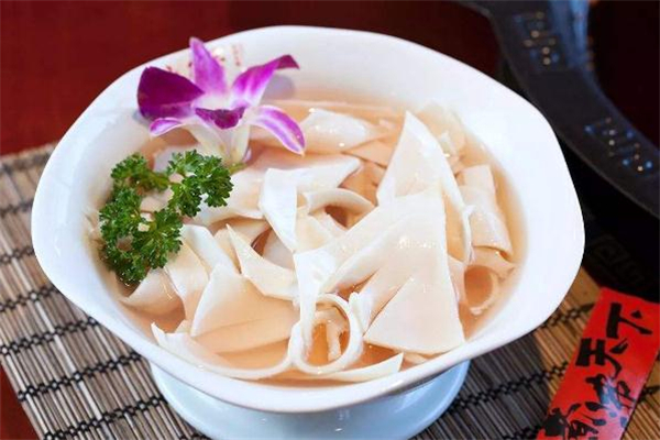 黃喉火鍋涮多久 黃喉怎么涮火鍋 黃喉火鍋涮多久 黃喉怎么涮火鍋