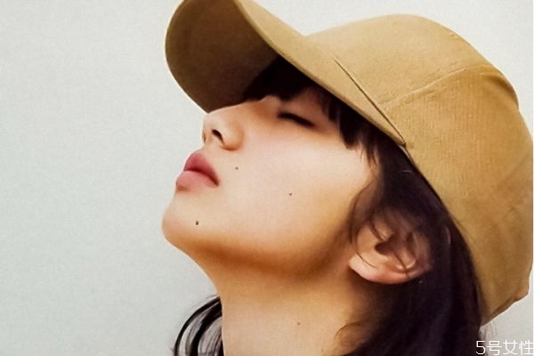 怎么和內向的人談戀愛 內向的人如何談戀愛