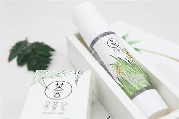 尋薈記蘆薈膠和完美哪個好 尋薈記蘆薈膠可以天天用嗎 尋薈記蘆薈膠和完美哪個好 尋薈記蘆薈膠可以天天用嗎