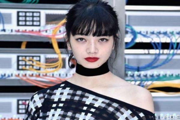 男生冷淡期女生要不要主動 情侶怎么做感情不會厭倦 男生冷淡期女生要不要主動 情侶怎么做感情不會厭倦