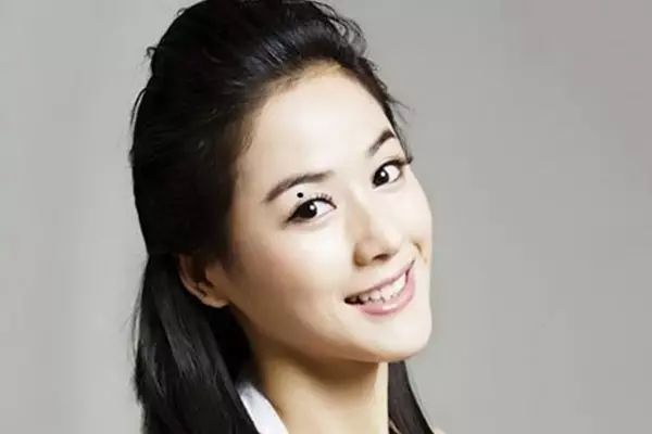 重瞼術(shù)價(jià)格如何 重瞼術(shù)適合哪些人 重瞼術(shù)價(jià)格如何 重瞼術(shù)適合哪些人