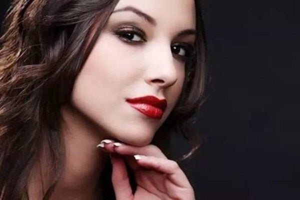 上瞼松弛變美術是什么 上瞼松弛變美術術前要注意什么