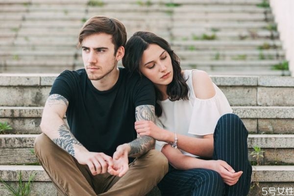 丈夫出軌女性怎么辦呢 妻子是否應(yīng)該原諒出軌的丈夫呢 丈夫出軌女性怎么辦呢 妻子是否應(yīng)該原諒出軌的丈夫呢