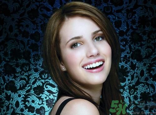 為什么女人喜歡被強(qiáng)吻？女人的安全感到底是什么？