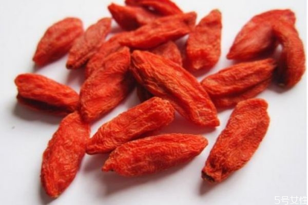 枸杞的種類(lèi)有什么呢 紅枸杞的作用有什么呢