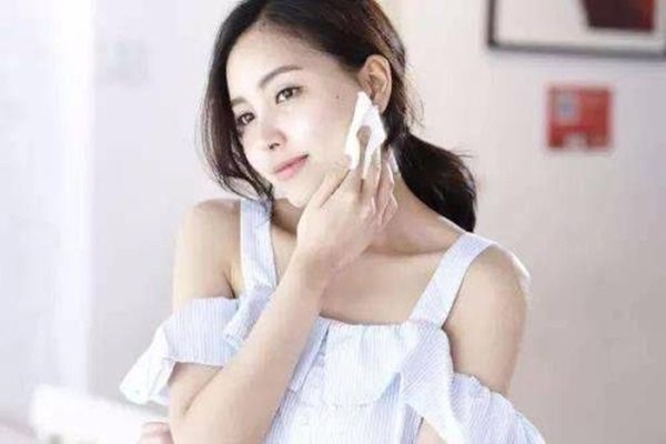 面部刮痧可以去痘印嗎 面部刮痧如何去痘印 面部刮痧可以去痘印嗎 面部刮痧如何去痘印