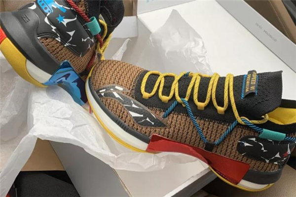 李寧閃擊6舒克貝塔配色開箱測評 閃擊6舒克和貝塔在哪買 李寧閃擊6舒克貝塔配色開箱測評 閃擊6舒克和貝塔在哪買