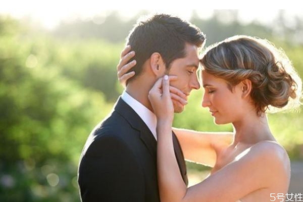 結婚彩禮錢歸父母還是子女 彩禮錢是給誰的