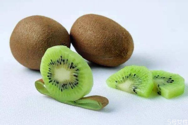 什么人不能吃獼猴桃呢 吃獼猴桃有什么注意的呢 什么人不能吃獼猴桃呢 吃獼猴桃有什么注意的呢