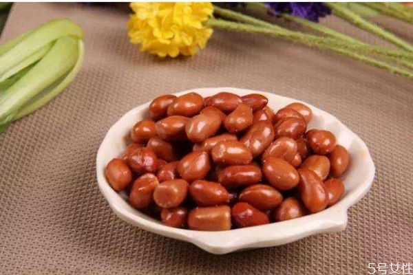 花生米的營養(yǎng)價值有什么呢 吃花生米有什么好處呢 花生米的營養(yǎng)價值有什么呢 吃花生米有什么好處呢