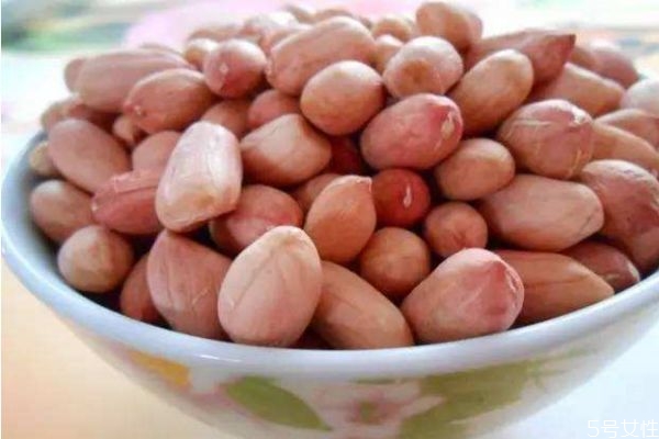 花生米的熱量高嗎 吃花生米會(huì)長(zhǎng)胖嗎 花生米的熱量高嗎 吃花生米會(huì)長(zhǎng)胖嗎