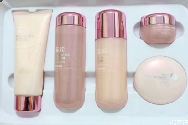 春紀新彈力菁華乳多少錢 春紀新彈力菁華乳功效