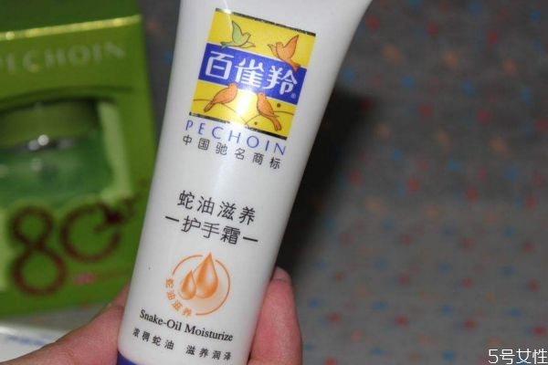 百雀羚的護手霜怎么樣呢 百雀羚護手霜有什么功效呢 百雀羚的護手霜怎么樣呢 百雀羚護手霜有什么功效呢