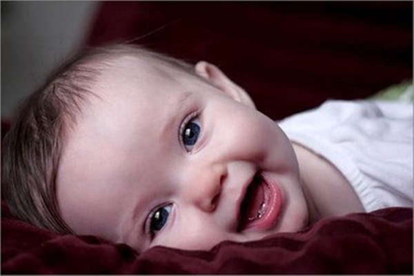 男寶寶好聽(tīng)的乳名及寓意 儒雅淡然的男寶寶名字推薦