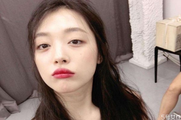 女生失戀后多久能恢復(fù) 女生失戀多長時間能走出來 女生失戀后多久能恢復(fù) 女生失戀多長時間能走出來