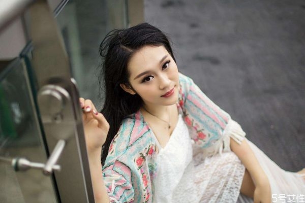 早婚好嗎 早婚的后果有什么呢 早婚好嗎 早婚的后果有什么呢