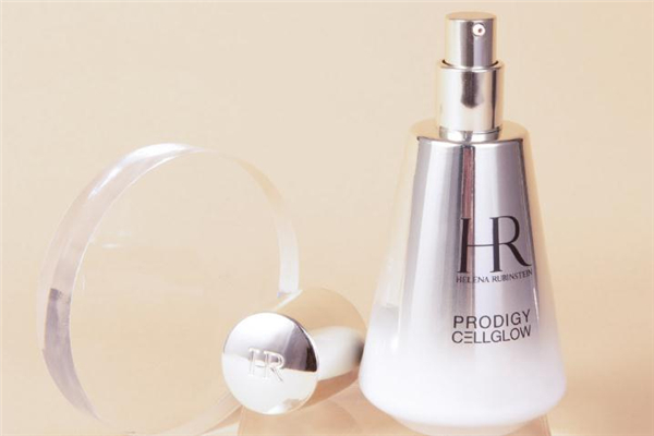 赫蓮娜高光精華白天用還是晚上用-和綠寶瓶哪個(gè)好