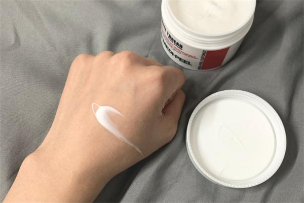 美蒂菲拉絲頸霜適合多大年齡 美蒂菲拉絲頸霜每天都用嗎 美蒂菲拉絲頸霜適合多大年齡 美蒂菲拉絲頸霜每天都用嗎