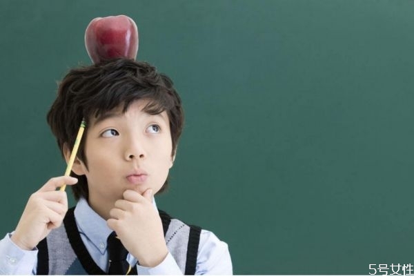 男生名字兩個(gè)字好聽(tīng) 兩個(gè)字的簡(jiǎn)單名字男生