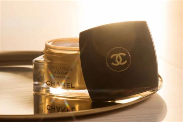 香奈兒金磚面霜怎么樣 香奈兒金磚面霜會(huì)長痘嗎