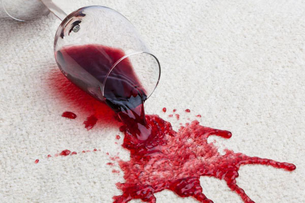 紅酒的最佳飲用溫度是多少 紅酒需要在什么條件下儲(chǔ)存 紅酒的最佳飲用溫度是多少 紅酒需要在什么條件下儲(chǔ)存