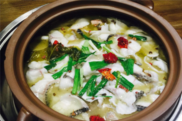 吃黑魚為什么不能要頭 黑魚適合孩子吃嗎 吃黑魚為什么不能要頭 黑魚適合孩子吃嗎