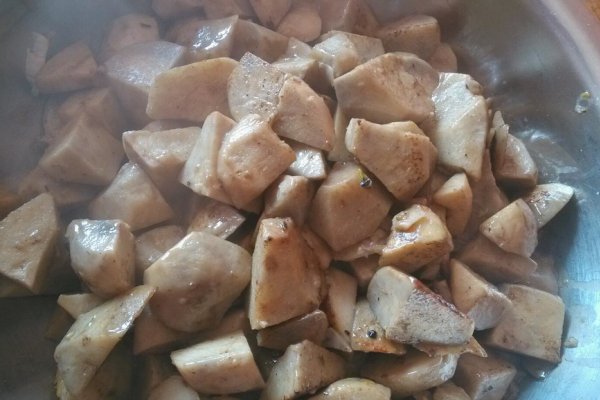 香芋沒熟可以吃嗎 香芋和紫薯有什么區(qū)別 香芋沒熟可以吃嗎 香芋和紫薯有什么區(qū)別