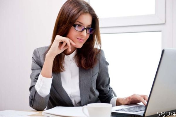 網(wǎng)上怎么撩妹 網(wǎng)上怎么撩妹比較自然 網(wǎng)上怎么撩妹 網(wǎng)上怎么撩妹比較自然