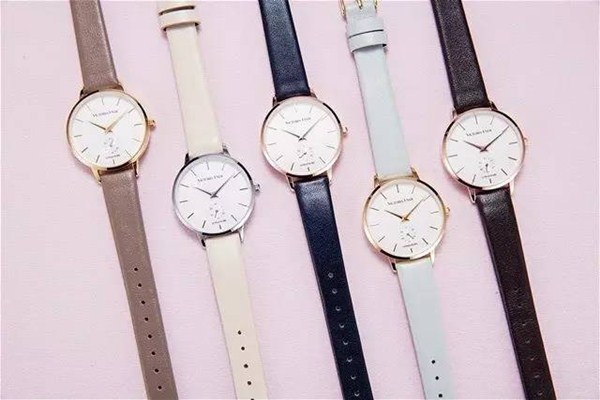 維多利亞藍(lán)莓之夜手表如何 藍(lán)莓之夜手表值得買(mǎi)嗎