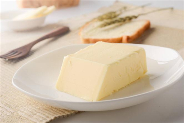 黃油化了還能用嗎 黃油化了還能打發(fā)嗎 黃油化了還能用嗎 黃油化了還能打發(fā)嗎