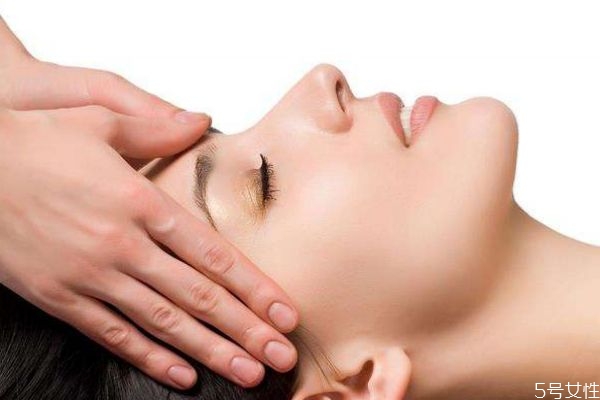 為什么會長粉刺呢 造成粉刺的原因有什么呢 為什么會長粉刺呢 造成粉刺的原因有什么呢