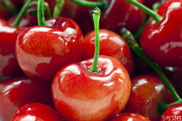 櫻桃的存儲時間是多久呢 櫻桃應(yīng)該怎么存放呢 櫻桃的存儲時間是多久呢 櫻桃應(yīng)該怎么存放呢