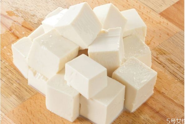 吃豆腐會上火嗎 可以經(jīng)常吃豆腐嗎 吃豆腐會上火嗎 可以經(jīng)常吃豆腐嗎