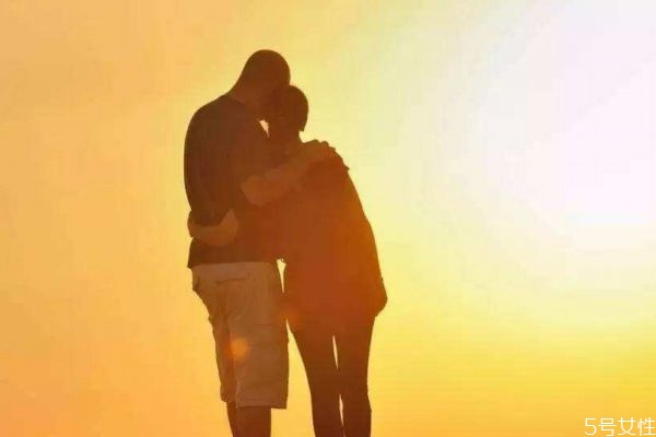 男生可以怎么挽回愛(ài)情呢 男生道歉的方法有什么呢 男生可以怎么挽回愛(ài)情呢 男生道歉的方法有什么呢