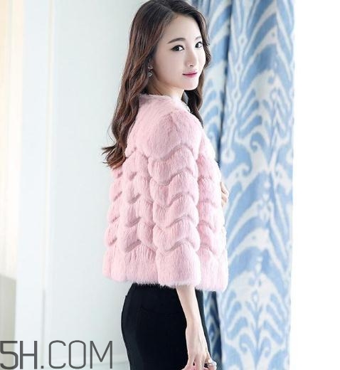 獺兔毛和水貂毛哪個(gè)好？獺兔毛和水貂毛的區(qū)別