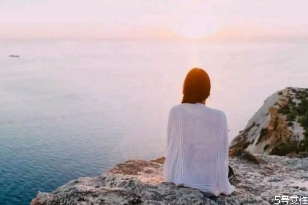 怎么樣才能知道男朋友愛(ài)不愛(ài)我 怎么才能讓他珍惜我