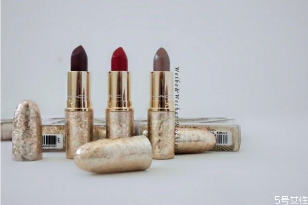 如何涂口紅才不會掉色 涂口紅不掉色的辦法 如何涂口紅才不會掉色 涂口紅不掉色的辦法