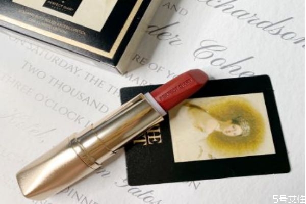 完美日記大都會(huì)c04試色 完美日記大都會(huì)聯(lián)名c04 完美日記大都會(huì)c04試色 完美日記大都會(huì)聯(lián)名c04