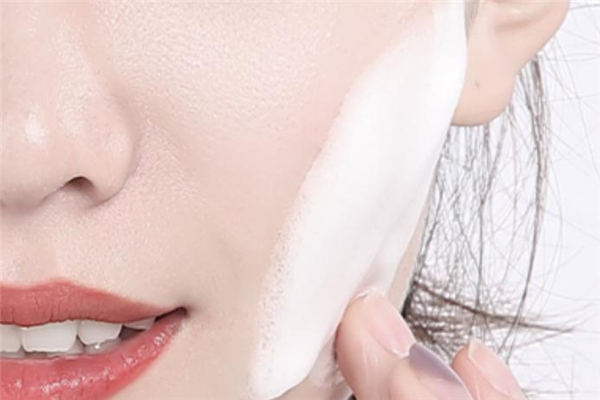 朵拉朵尚去角質(zhì)慕斯多少錢(qián) 朵拉朵尚去角質(zhì)慕斯是真的嗎