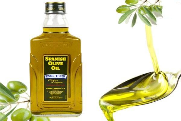 橄欖油外用有什么作用 橄欖油怎么用對(duì)皮膚好 橄欖油外用有什么作用 橄欖油怎么用對(duì)皮膚好