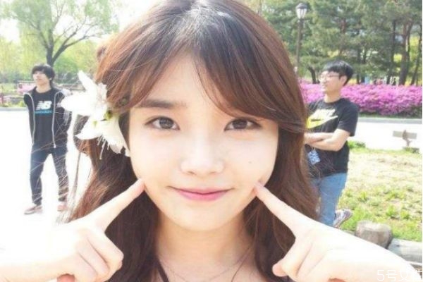 怎樣忘記曾經(jīng)深?lèi)?ài)過(guò)的人 深?lèi)?ài)的人多久可以忘記