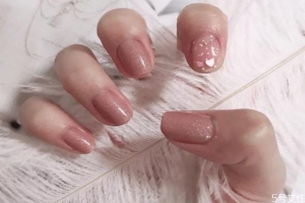 悅詩風吟指甲油什么顏色好看 悅詩風吟指甲油人氣推薦 悅詩風吟指甲油什么顏色好看 悅詩風吟指甲油人氣推薦