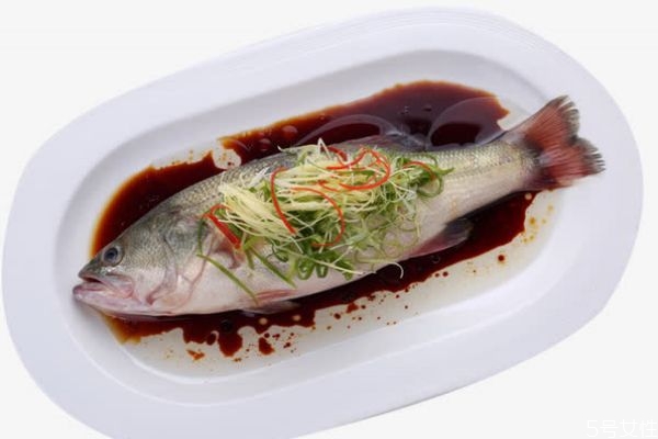 吃海鱸魚(yú)有什么注意的呢 孕婦可以吃海鱸魚(yú)嗎 吃海鱸魚(yú)有什么注意的呢 孕婦可以吃海鱸魚(yú)嗎