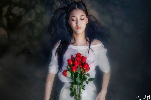 遇見(jiàn)一個(gè)合適并長(zhǎng)久的人有多難 遇見(jiàn)一個(gè)合適的人很難