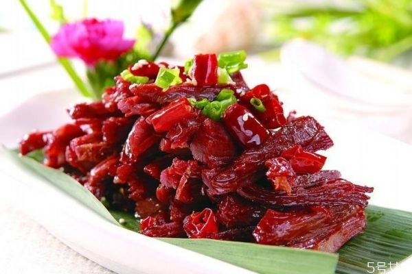 吃鴕鳥(niǎo)肉有什么注意的嗎 孕婦可以吃鴕鳥(niǎo)肉嗎 吃鴕鳥(niǎo)肉有什么注意的嗎 孕婦可以吃鴕鳥(niǎo)肉嗎