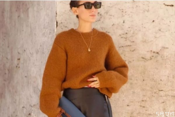 毛衣應(yīng)該怎么洗 毛衣清洗注意事項