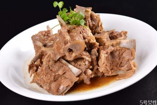 什么是羊蝎子呢 吃羊蝎子有什么好處呢 什么是羊蝎子呢 吃羊蝎子有什么好處呢